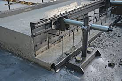 Shuttering Magnet